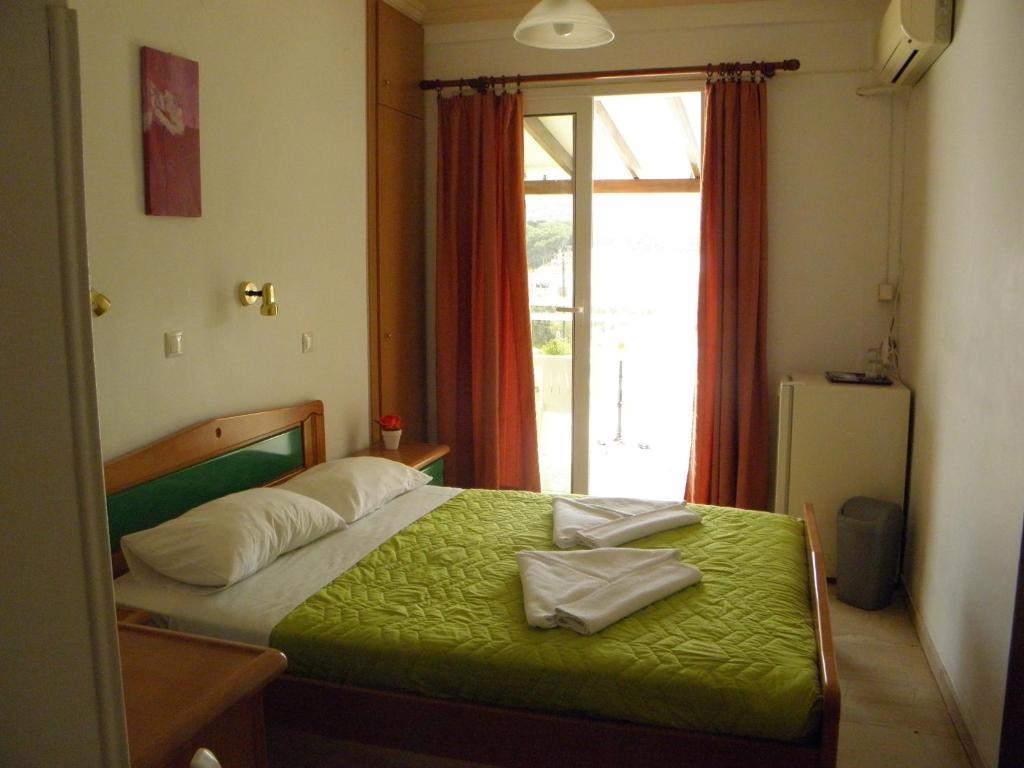 Hotel Venetia Ireo (Samos) Quarto foto